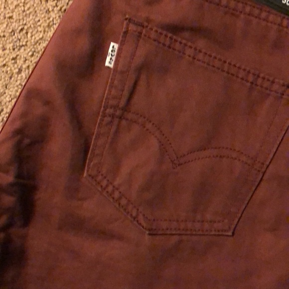 ✖️SOLD✖️32W 30L Plum Levi’s Jeans - Picture 3 of 3